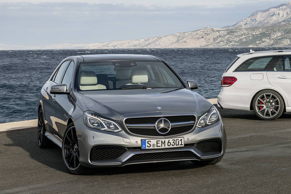 Седан Mercedes-Benz E63 AMG оснастят 600-сильным двигателем