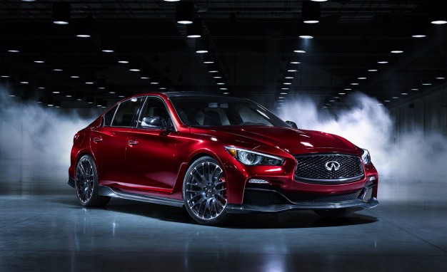 Седан Infiniti Q50 2016 получит 2-литровый турбодвигатель