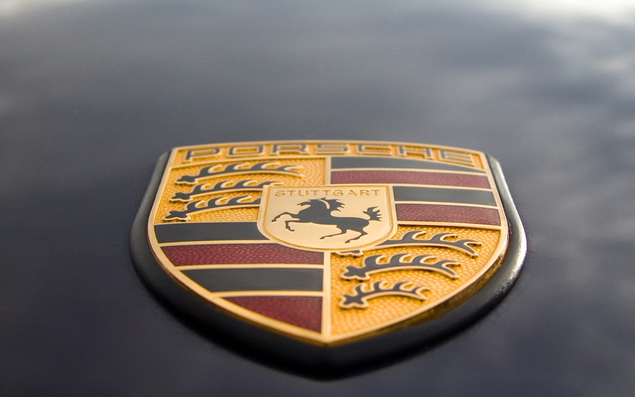 Porsche продал в июле более 20 000 автомобилей