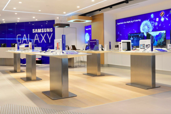 Samsung займется развитием собственной торговой сети в России