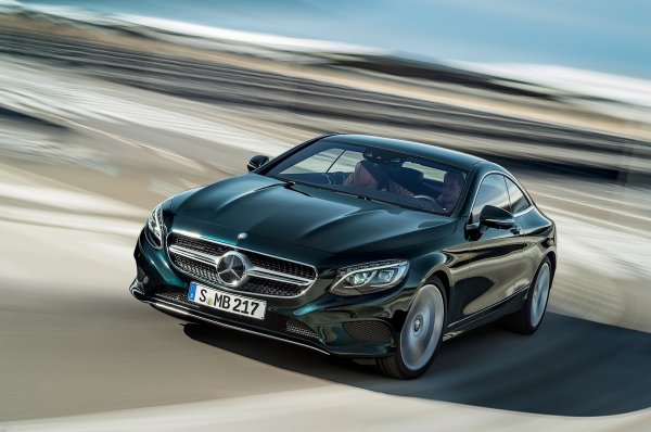 Mercedes-Benz официально рассекретил C-Class Coupe нового поколения