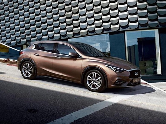 Infiniti опубликовала новое фото Q30