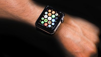 Apple продал 3,6 млн Apple Watch во II квартале 2015 года