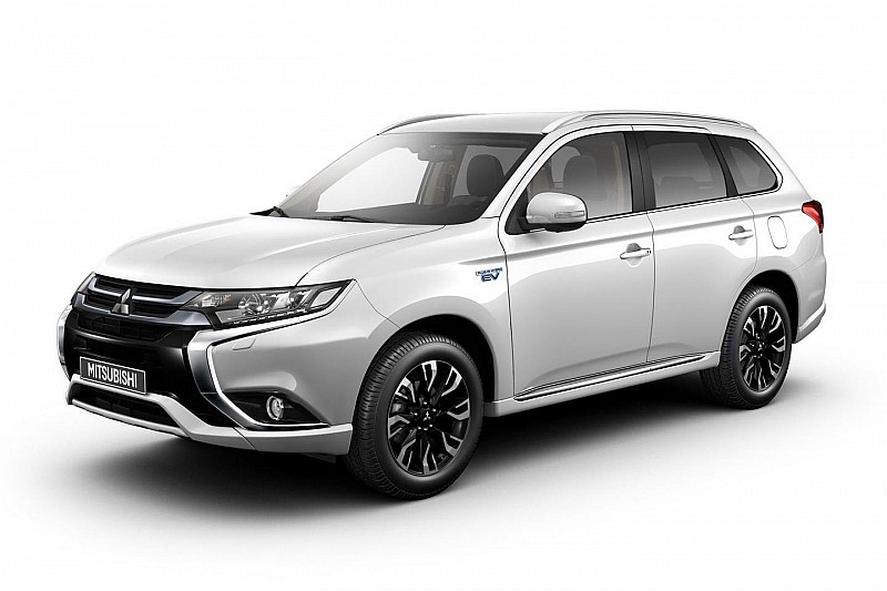 Рассекречен европейский Mitsubishi Outlander PHEV 2016