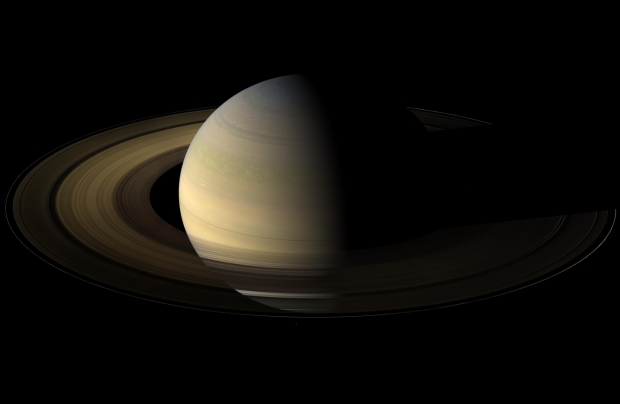 Одно из колец Сатурна оказалось гораздо моложе остальных