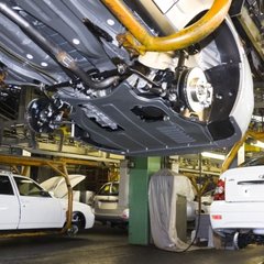 АвтоВАЗ приостановил выпуск автомобилей LADA Priora