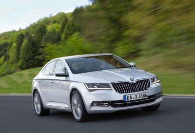 Skoda анонсировала новый Superb для России