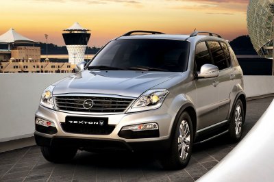 Внедорожник SsangYong Rexton нового поколения выведен на испытания