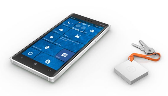 Microsoft планирует выпуск недорогого смартфона с металлической рамкой