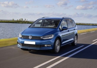 Volkswagen Touran обойдется от 23 350 евро