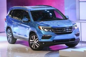 В России зимой в продаже появится Honda Pilot нового поколения