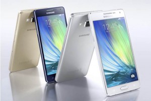 В Сети появились снимки нового смартфона Samsung Galaxy A8