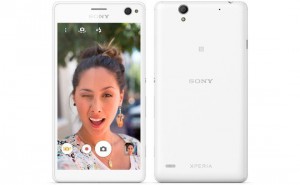 В России начались продажи нового селфи-смартфона Sony Xperia C4