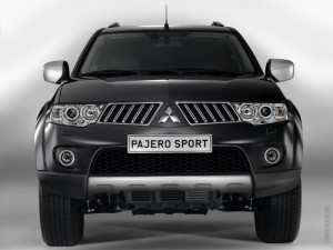 Дождались: фотошпионы засняли Mitsubishi Pajero Sport без камуфляжа