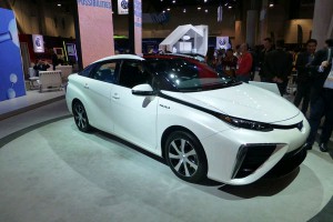 Водородный автомобиль Toyota Mirai выходит на международный рынок